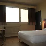 Le Relais De Thiais מלון דירות 2*