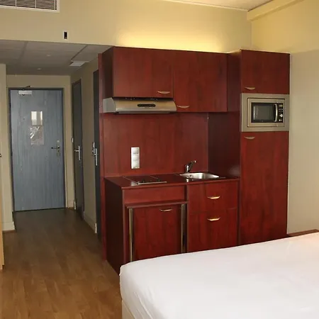 Le Relais De Thiais 2* Aulnay-sous-Bois