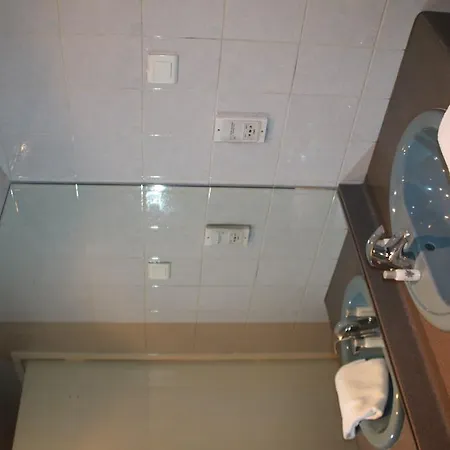 Le Relais De Thiais شقة فندقية 2*