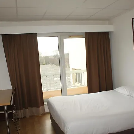 Le Relais De Thiais Aparthotel